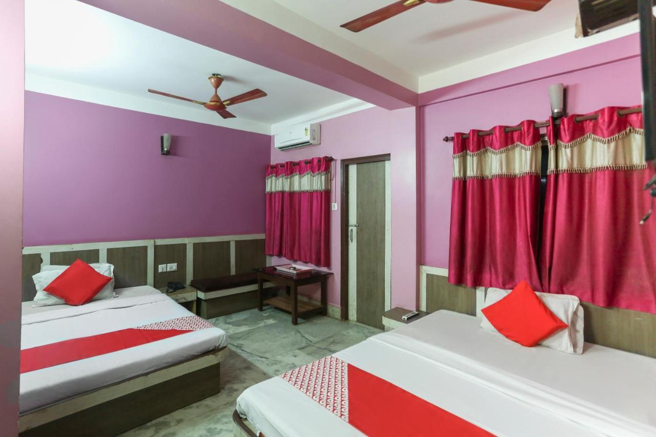 Oyo 60609 Hotel Tanushree Rampurhat Exterior foto