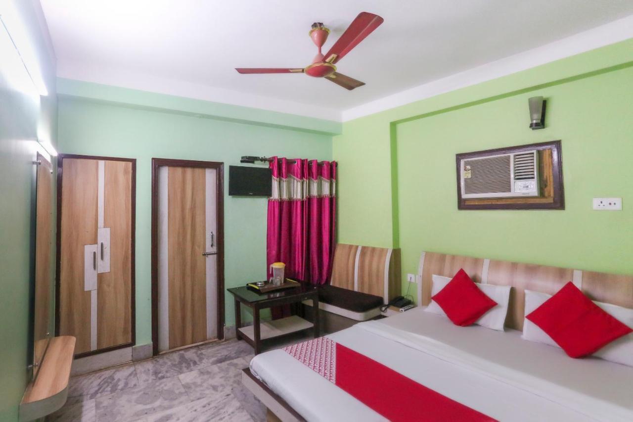 Oyo 60609 Hotel Tanushree Rampurhat Exterior foto